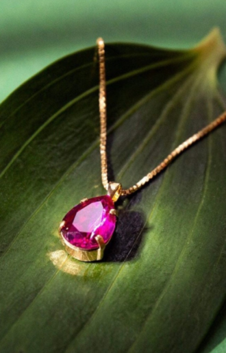 Drop Necklace Cerise C. Svedbom