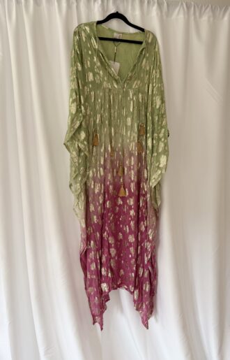Mrs June Kaftan Grön