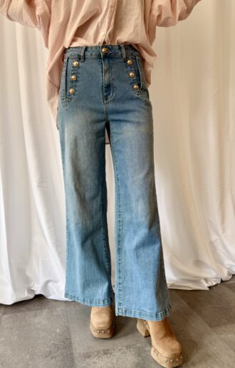 Lana Button Jeans