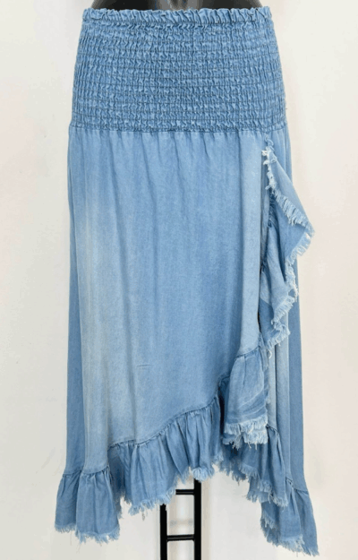 Bohemisk kjol i tencel med volanger och rå kant, kan bäras som klänning.