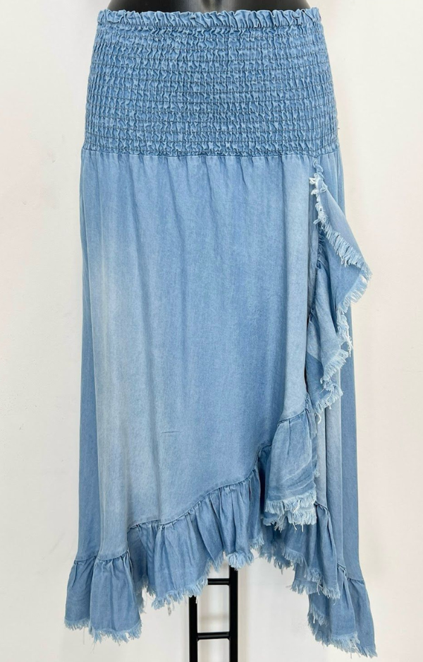 Bohemisk kjol i tencel med volanger och rå kant, kan bäras som klänning.