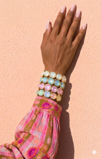 Line Elastiskt Armband, fyra färger