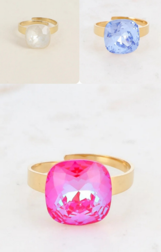 Guldpläterad ring med Swarovskisten i rosa, blå eller linen.