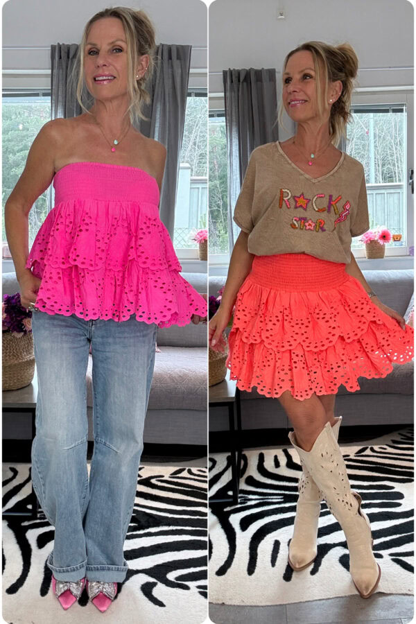 Kort kjol i broderad bomull i neon rosa med volanger