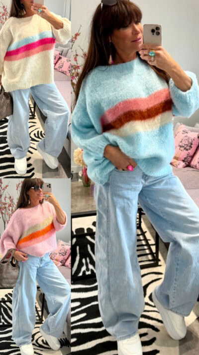 Stickad tröja dam i pastellig rosa, offwhite och blå, mjuk och gosig tröja med trekvartsärm och avslappnad passform