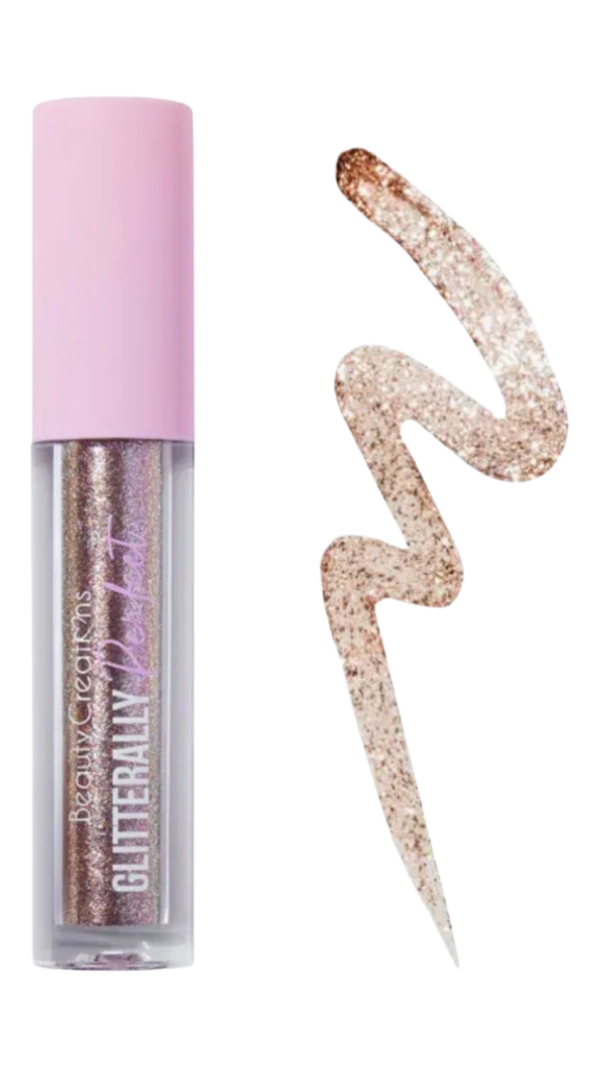 Glitter eyeliner i roséguld från LA, skimrande och lyxig makeup som ger glow och lyfter blicken