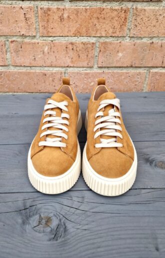 Strosa Sneakers Camel strl 40 FYNDA