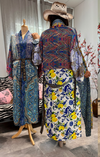 Alternative view of Patch Lång Kimono - alla är UNIKA! Här väljer du exakt!