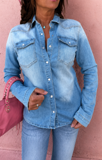 Light denim shirt for women with a washed-out look, pearl buttons, and a feminine, fitted silhouette from Love Forever.