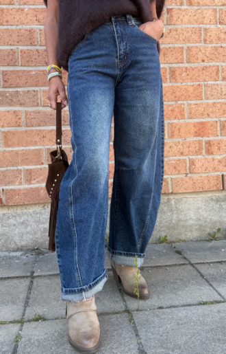 En annan syn på Brown Star Barrel Jeans - med stretch