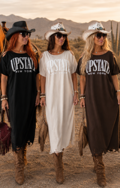 Upstate New York T-shirtklänning med slitningar i stretchig bomull från Love Forever